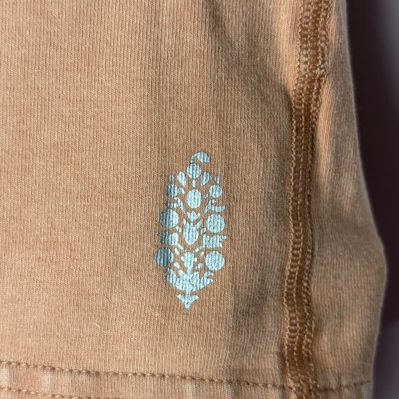 FREE PEOPLE‎ BIKE SHORTS SIZE XS, PEACH COLOR - Picture 2 of 4